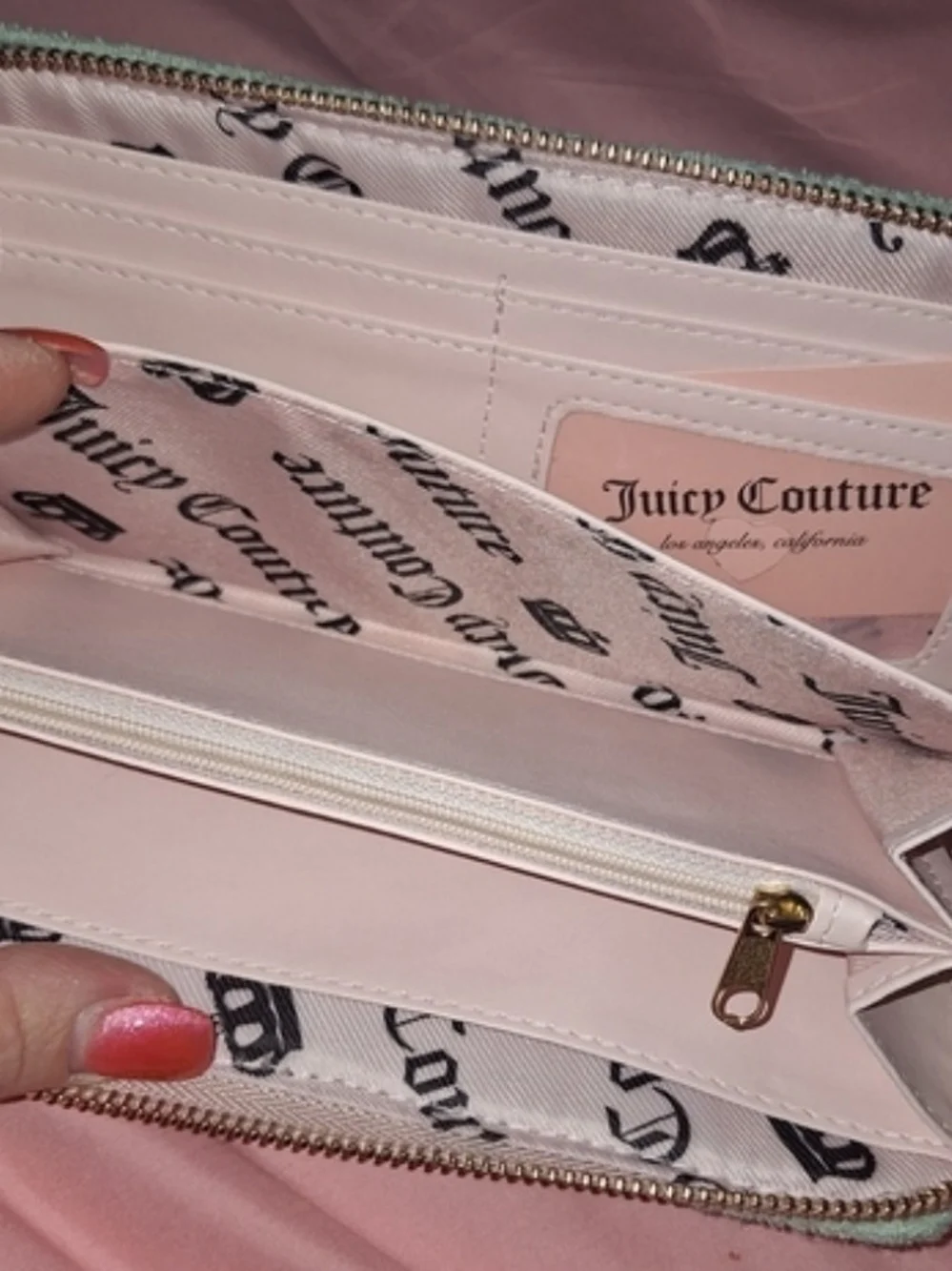 Juicy Couture Mint Green and Light Pink Zip-Around Wallet-NWT!
